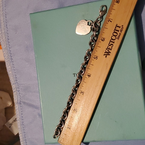 Tiffany & Co Bracelet with a heart shaped charm - Picture 6 of 16